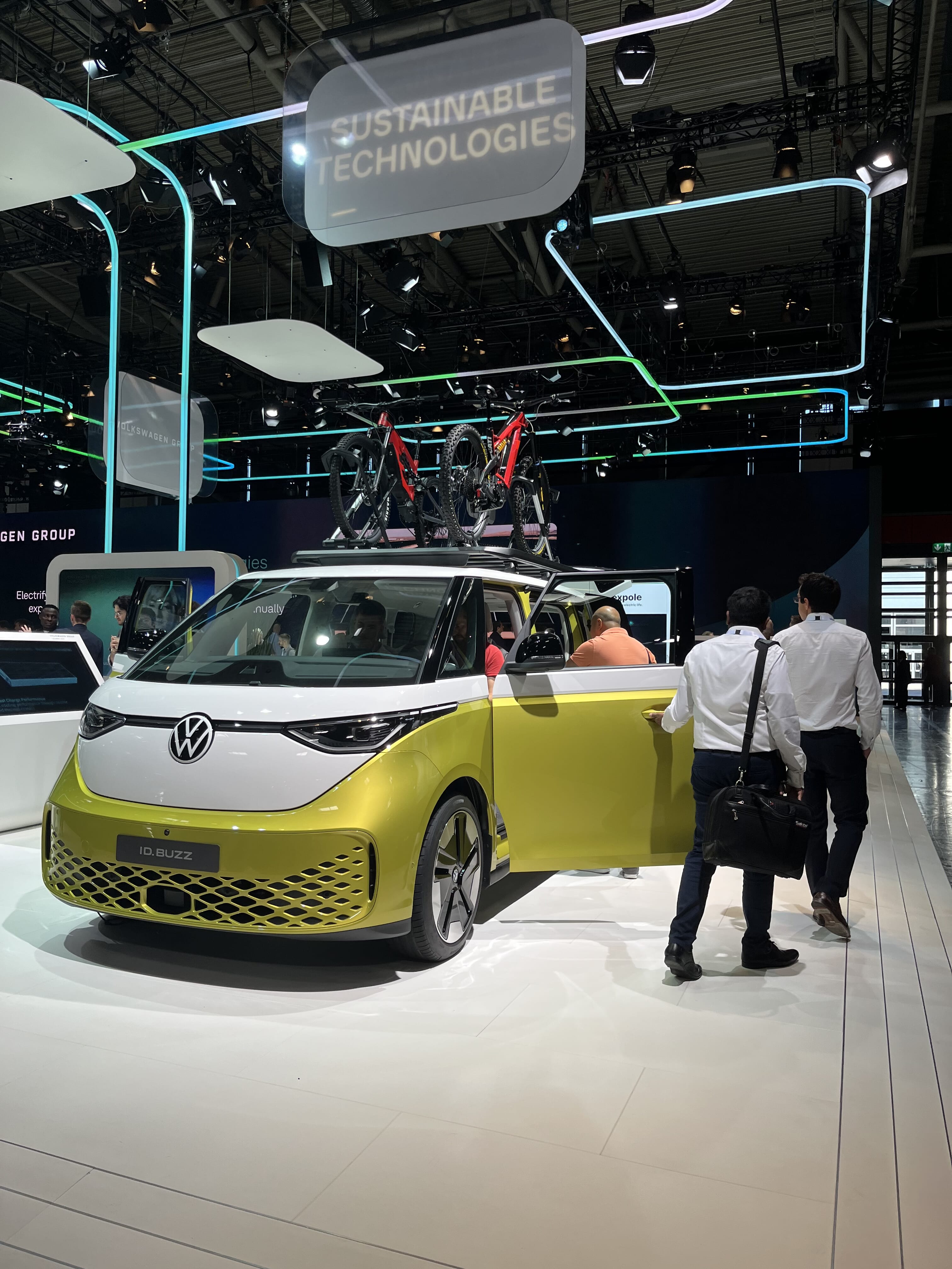 Mahag Automobilhandel Und Service - Volkswagen Volkswagen Volkswagen: IAA MOBILITY 2023 » MAHAG Volkswagen